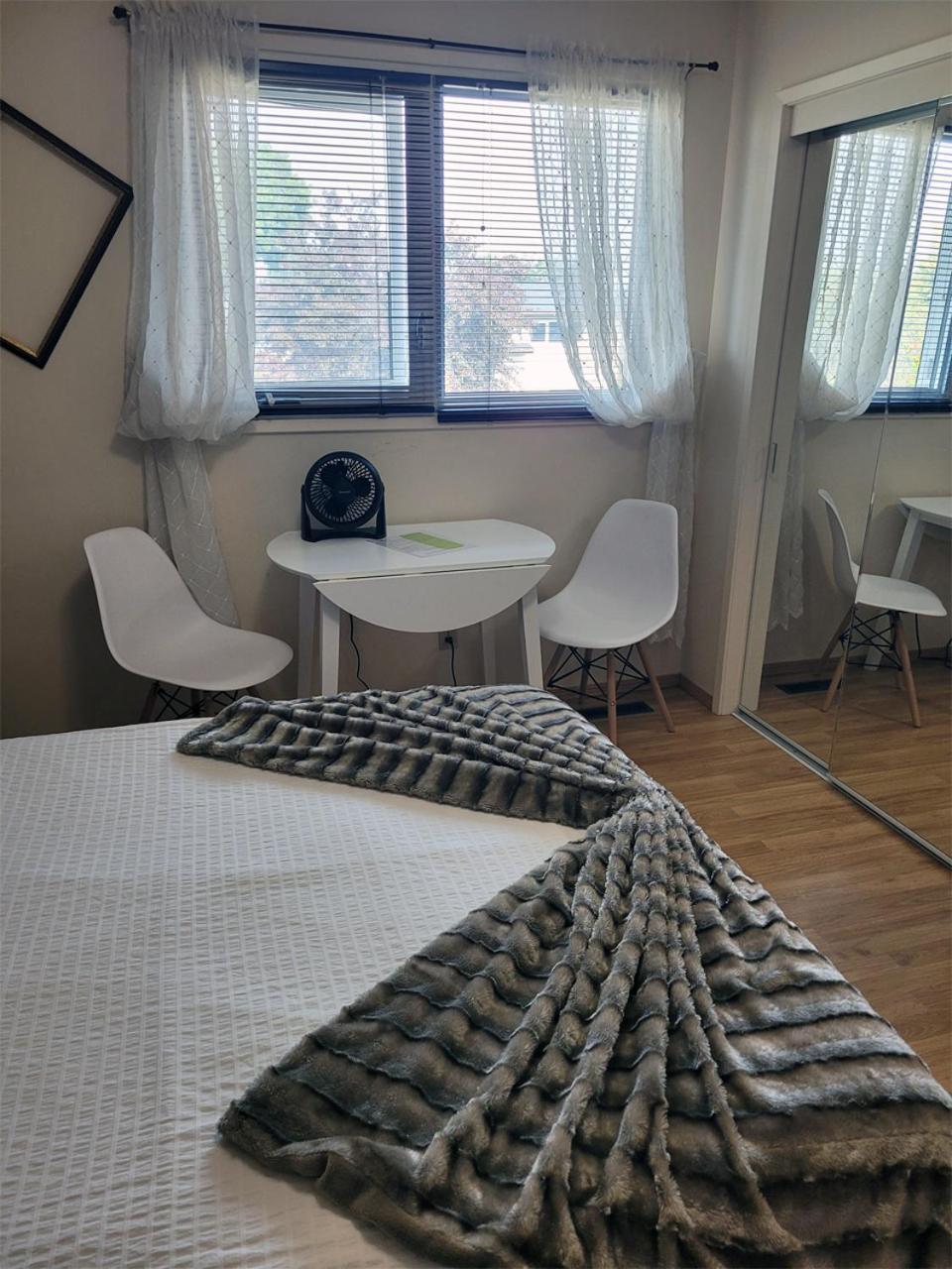 The Dewberry Homestay B&B Edmonton Zewnętrze zdjęcie